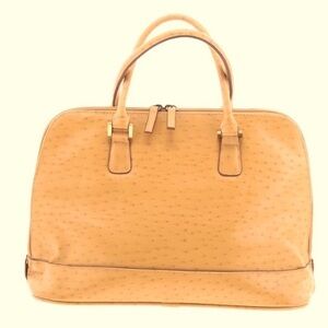 Bueno tan 14” x 10” pebbled leather shoulder bag